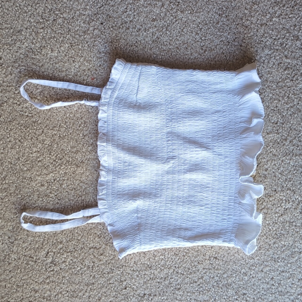 Hollister White Ruffled Women's Top. Size Small.
